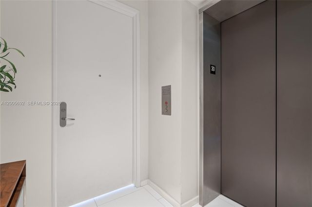 900 Brickell Key Blvd 3002, Miami, FL 33131