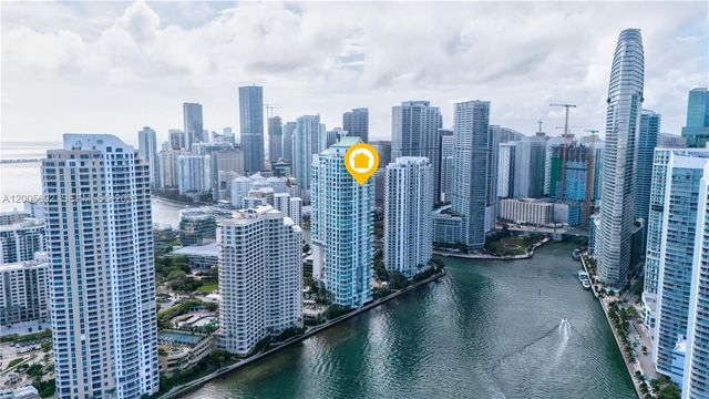 900 Brickell Key Blvd 3002, Miami, FL 33131