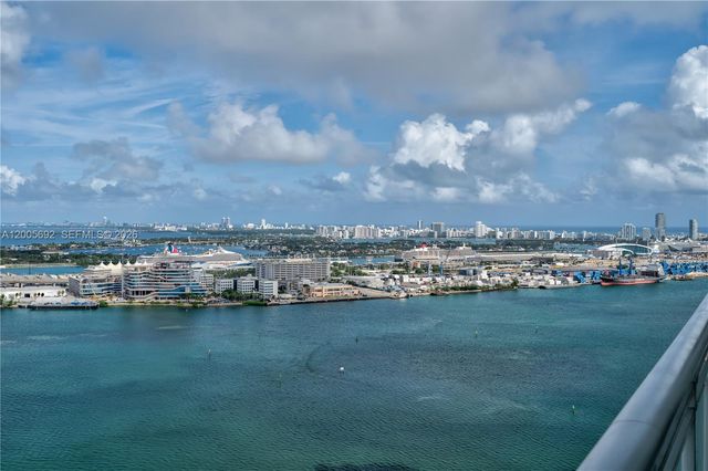 900 Brickell Key Blvd 3002, Miami, FL 33131