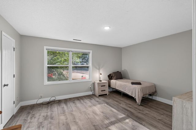 12951 Girard Avenue S 1, Burnsville, MN 55337