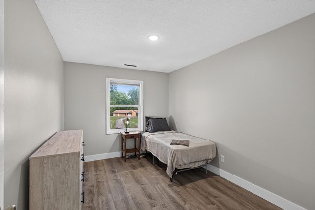 12951 Girard Avenue S 1, Burnsville, MN 55337