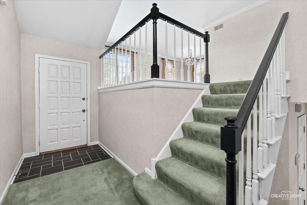 843 Seminary Circle, Glen Ellyn, IL 60137 — photo 3