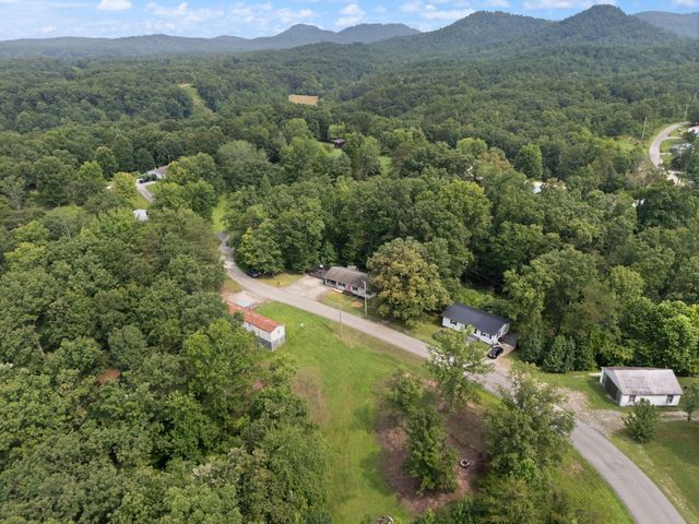 325 Beechfork Road, Clay City, KY 40312