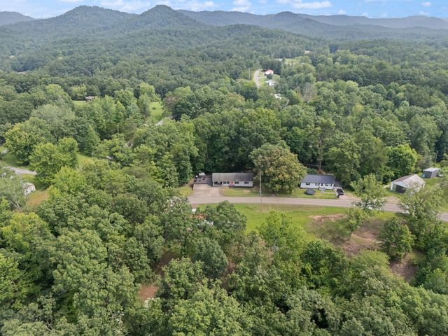 325 Beechfork Road, Clay City, KY 40312