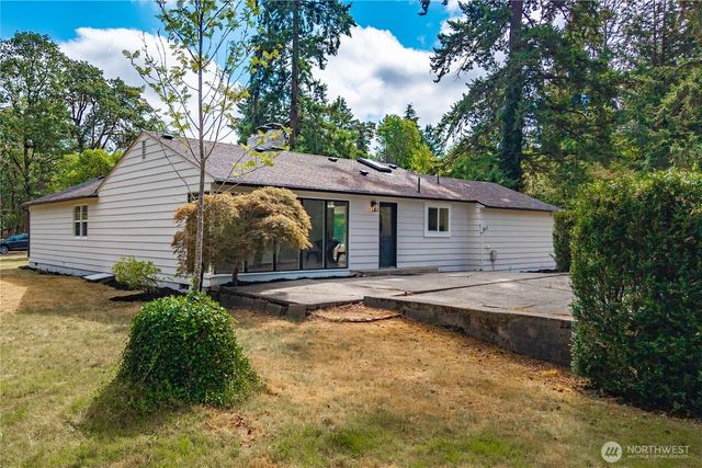 6317 Nyanza Park Drive SW, Lakewood, WA 98499