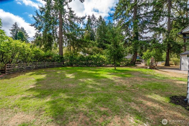 6317 Nyanza Park Drive SW, Lakewood, WA 98499
