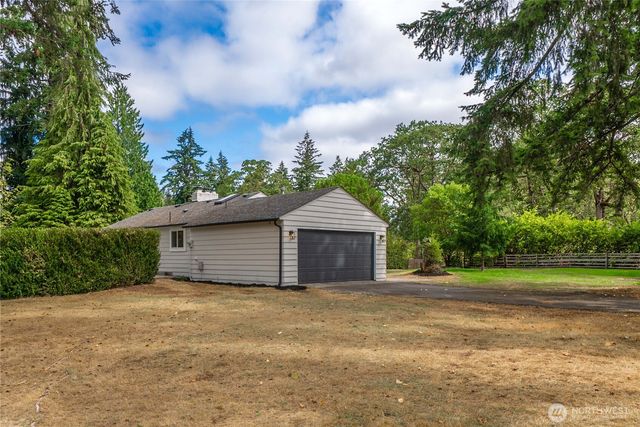 6317 Nyanza Park Drive SW, Lakewood, WA 98499