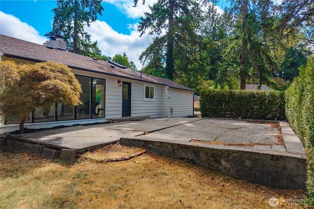 6317 Nyanza Park Drive SW, Lakewood, WA 98499