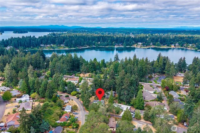 6317 Nyanza Park Drive SW, Lakewood, WA 98499