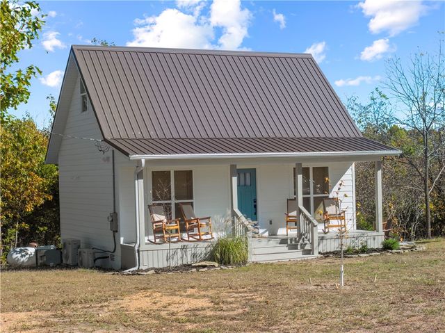 5703 Marion County 5004, Valley Springs, AR 72682