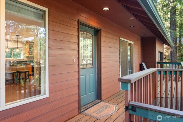 145 E Barnacle Boulevard, Shelton, WA 98584