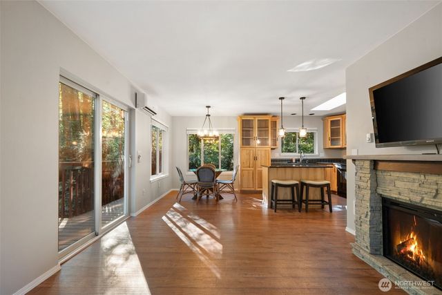145 E Barnacle Boulevard, Shelton, WA 98584