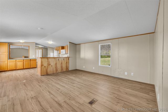 17115 S 4220 Road, Claremore, OK 74017