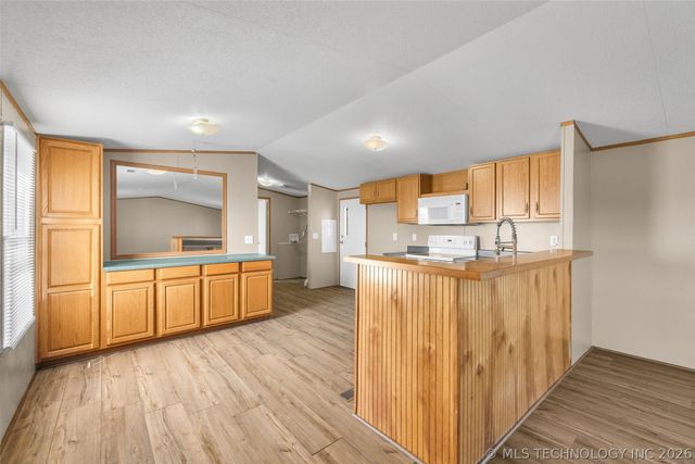 17115 S 4220 Road, Claremore, OK 74017