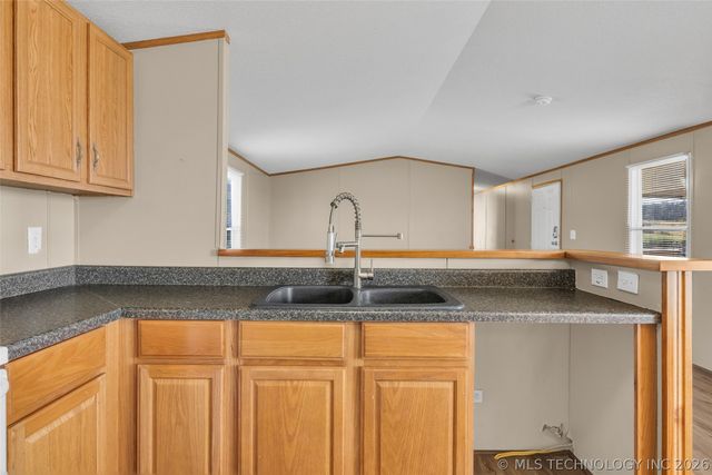 17115 S 4220 Road, Claremore, OK 74017