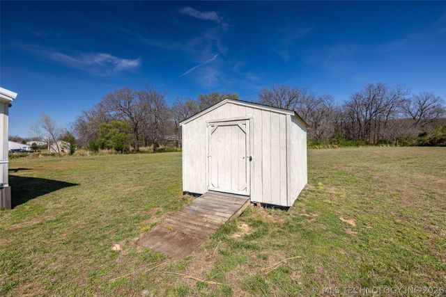 17115 S 4220 Road, Claremore, OK 74017
