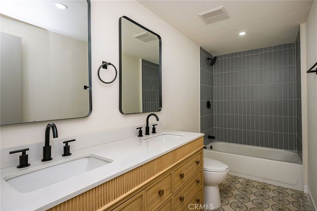 417 E 140th Street, Los Angeles, CA 90061