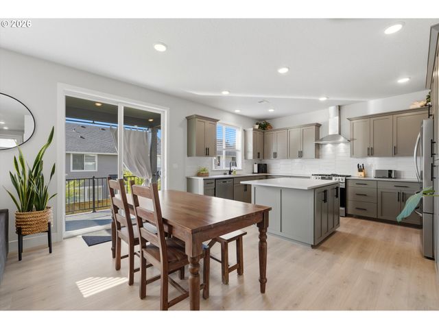 14589 Sw JENSEN Ter, Portland, OR 97224