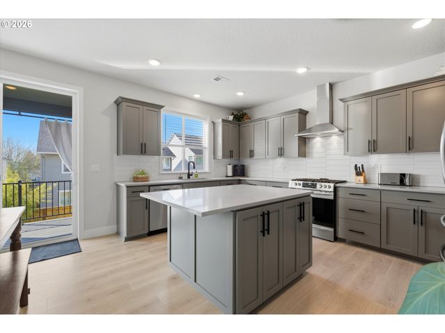 14589 Sw JENSEN Ter, Portland, OR 97224