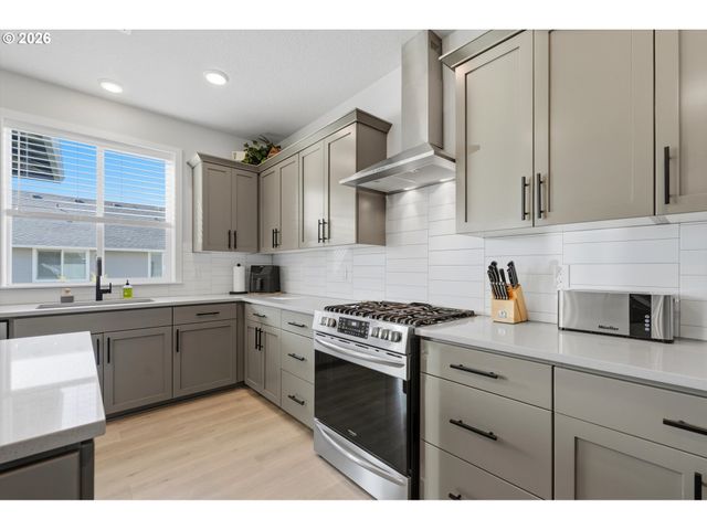 14589 Sw JENSEN Ter, Portland, OR 97224