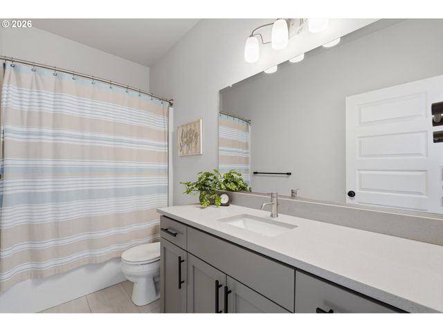 14589 Sw JENSEN Ter, Portland, OR 97224