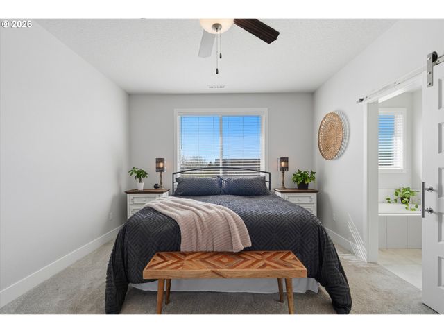 14589 Sw JENSEN Ter, Portland, OR 97224