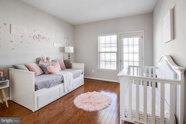 7969 CRESCENT PARK DR, Gainesville, VA 20155