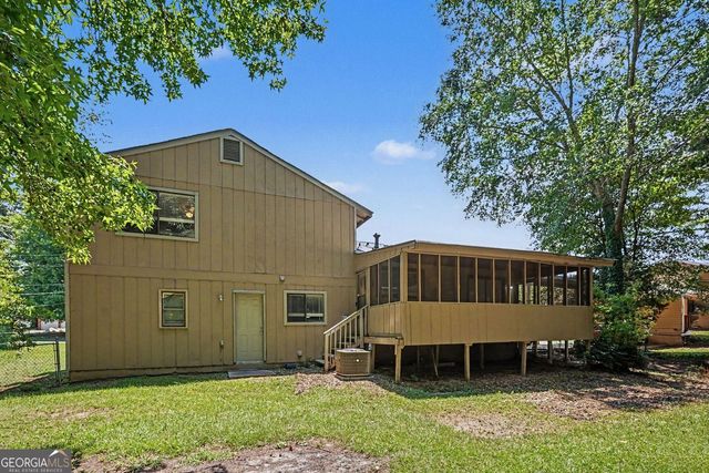 9262 Raven Drive, Jonesboro, GA 30238