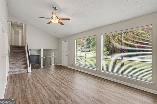 9262 Raven Drive, Jonesboro, GA 30238