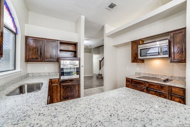 10210 Apricot Field, San Antonio, TX 78245