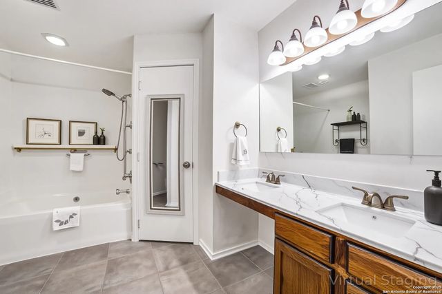 10210 Apricot Field, San Antonio, TX 78245