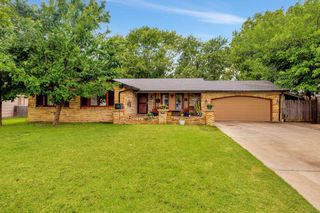 1205 S Governeour Rd, Wichita, KS 67207