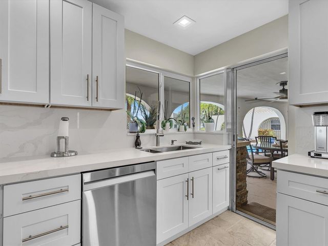 1525 SE 12th Street, Deerfield Beach, FL 33441