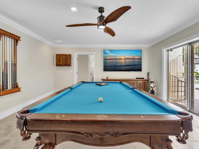 1525 SE 12th Street, Deerfield Beach, FL 33441