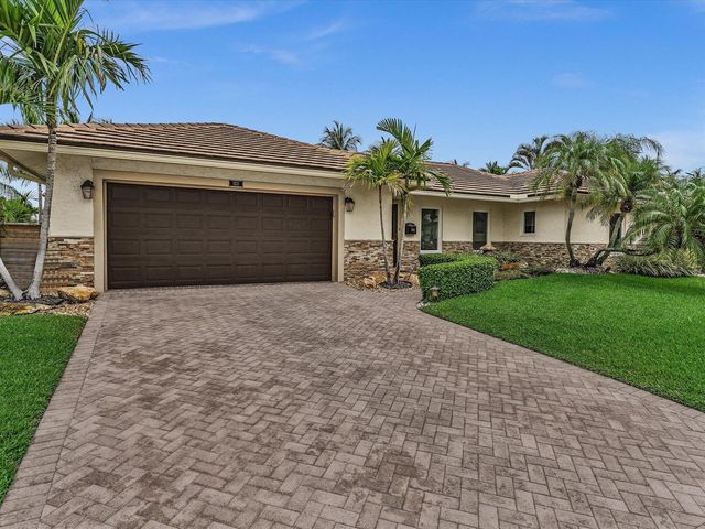 1525 SE 12th Street, Deerfield Beach, FL 33441