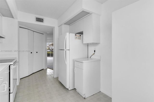 2274 SE 27th Drive 205F, Homestead, FL 33035