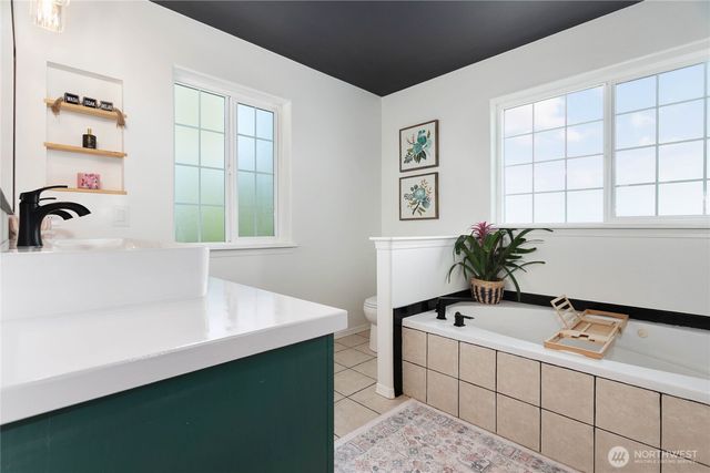 1308 Birchwood Drive, Everson, WA 98247