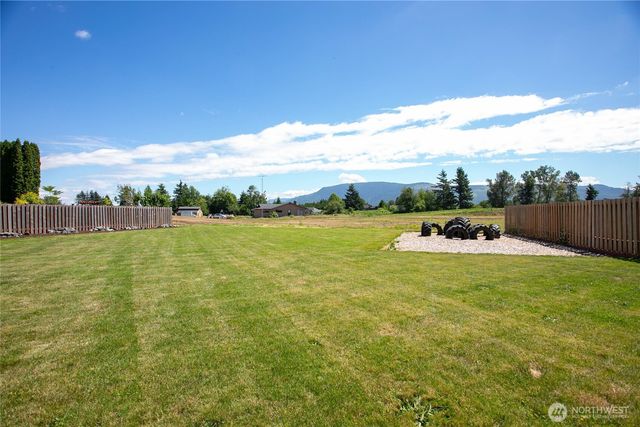 1308 Birchwood Drive, Everson, WA 98247