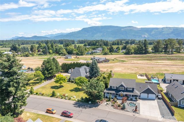 1308 Birchwood Drive, Everson, WA 98247