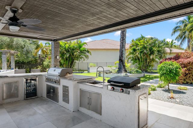 11560 S Sea Court, Wellington, FL 33449