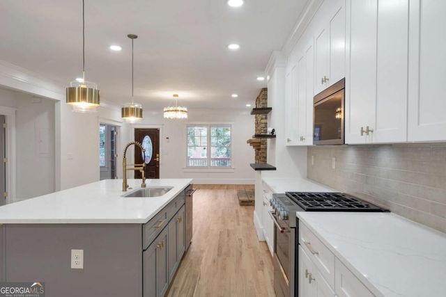 2170 Memorial Drive SE, Atlanta, GA 30317