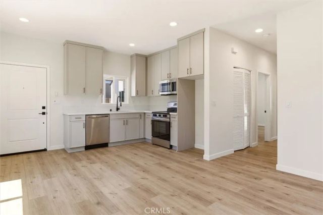 2151 Euclid, Long Beach, CA 90815