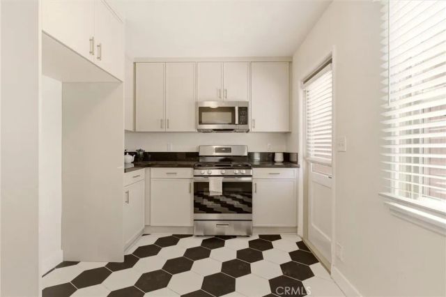 2151 Euclid, Long Beach, CA 90815