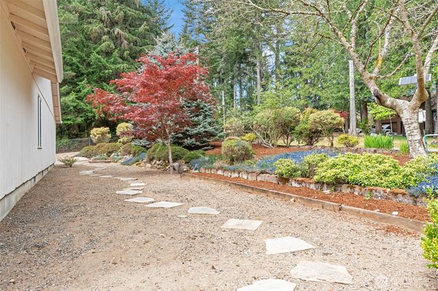 2380 E Saint Andrews Drive, Shelton, WA 98584