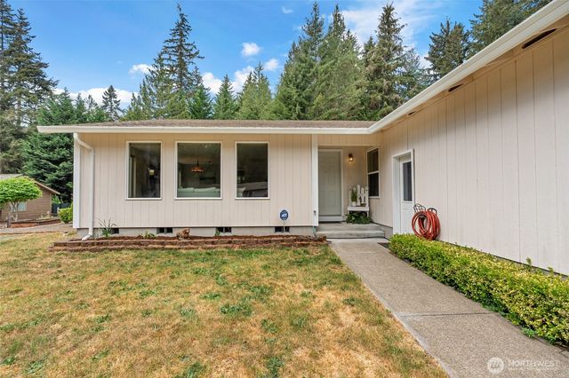 2380 E Saint Andrews Drive, Shelton, WA 98584