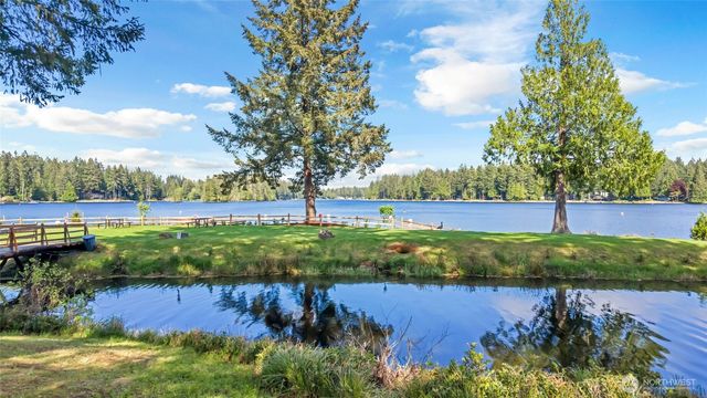 2380 E Saint Andrews Drive, Shelton, WA 98584