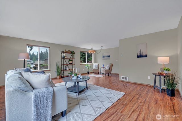 2380 E Saint Andrews Drive, Shelton, WA 98584