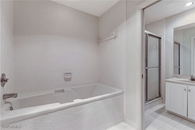 17060 Marina Cove LN, Fort Myers, FL 33908