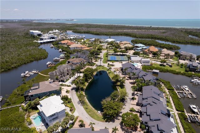 17060 Marina Cove LN, Fort Myers, FL 33908