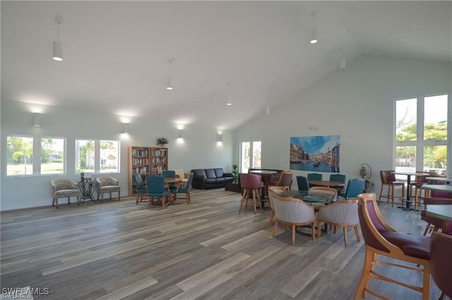 17060 Marina Cove LN, Fort Myers, FL 33908